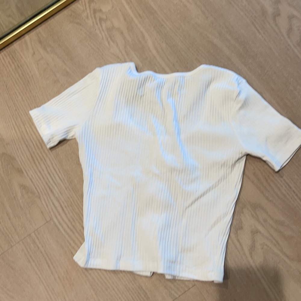 Zara t-shirt - Picture 4 of 4